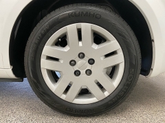 Used 2014  Dodge Avenger 4d Sedan SE at Ideal Cars Llc near Mesa&comma; AZ