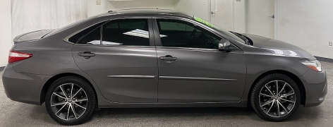 Used 2017  Toyota Camry 4d Sedan XLE at Ideal Cars Llc near Mesa&comma; AZ