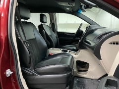 Used 2019  Dodge Grand Caravan 4d Wagon SXT at Ideal Cars Llc near Mesa&comma; AZ