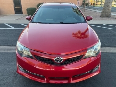 Used 2013  Toyota Camry 4d Sedan SE at Ideal Cars Llc near Mesa&comma; AZ