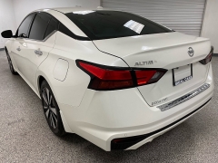 Used 2020  Nissan Altima 4d Sedan FWD 2&period;5L SL at Ideal Cars Llc near Mesa&comma; AZ