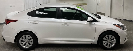Used 2021  Hyundai Accent SE Sedan IVT at Ideal Cars Llc near Mesa&comma; AZ