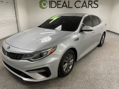  2020 Kia Optima 4d Sedan LX at Ideal Cars Llc near Mesa&comma; AZ