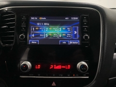 Used 2020 Mitsubishi Outlander 4d SUV AWC SE at Ideal Cars Llc near Mesa, AZ