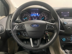Used 2015  Ford Focus 4d Sedan SE at Ideal Cars Llc near Mesa&comma; AZ