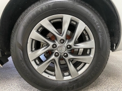 Used 2014  INFINITI QX60 4d SUV FWD at Ideal Cars Llc near Mesa&comma; AZ