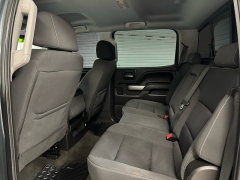 Used 2018  Chevrolet Silverado 1500 4WD Crew Cab LT Z71 at Ideal Cars Llc near Mesa&comma; AZ