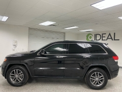 Used 2018  Jeep Grand Cherokee 4d SUV 2WD Limited V6 at Ideal Cars Llc near Mesa&comma; AZ