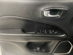 Used 2018  Jeep Compass 4d SUV 4WD Latitude Altitude at Ideal Cars Llc near Mesa&comma; AZ