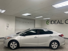 Used 2018  Kia Forte 4d Sedan LX Auto at Ideal Cars Llc near Mesa&comma; AZ