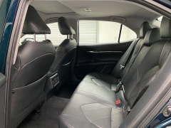 Used 2019  Toyota Camry 4d Sedan XLE at Ideal Cars Llc near Mesa&comma; AZ