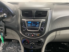 Used 2017 Hyundai Accent 4d Sedan SE Auto at Ideal Cars Llc near Mesa, AZ