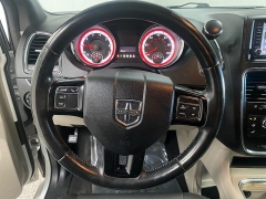 Used 2019  Dodge Grand Caravan 4d Wagon SXT at Ideal Cars Llc near Mesa, AZ