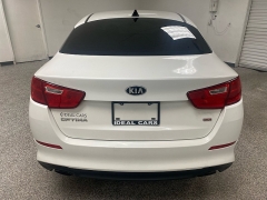 Used 2015  Kia Optima 4d Sedan LX at Ideal Cars Llc near Mesa&comma; AZ