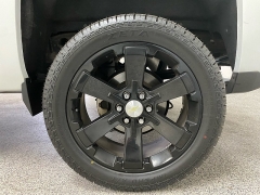 Used 2015  Chevrolet Silverado 1500 2WD Crew Cab LT at Ideal Cars Llc near Mesa&comma; AZ