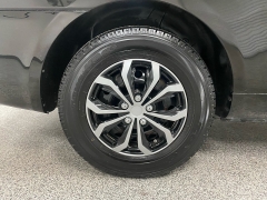 Used 2010  Kia Sedona 4d Wagon LX at Ideal Cars Llc near Mesa, AZ