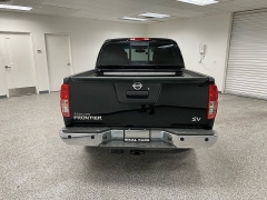 Used 2015 Nissan Frontier 2WD Crew Cab SV Auto at Ideal Cars Llc near Mesa, AZ