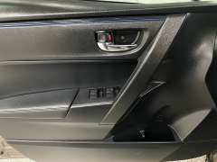 Used 2017  Toyota Corolla 4d Sedan SE CVT at Ideal Cars Llc near Mesa&comma; AZ