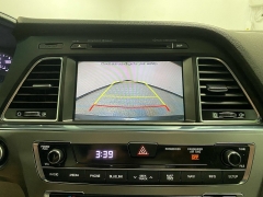 Used 2017  Hyundai Sonata Plug-In Hybrid 4d Sedan at Ideal Cars Llc near Mesa&comma; AZ