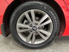 Used 2018  Hyundai Elantra 4d Sedan SEL at Ideal Cars Llc near Mesa&comma; AZ