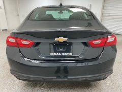 Used 2018  Chevrolet Malibu 4d Sedan LT at Ideal Cars Llc near Mesa&comma; AZ