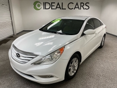 Used 2013  Hyundai Sonata 4d Sedan GLS at Ideal Cars Llc near Mesa&comma; AZ