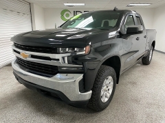 Used 2020  Chevrolet Silverado 1500 4WD Double Cab LT at Ideal Cars Llc near Mesa&comma; AZ