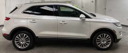 Used 2017  Lincoln MKC 4d SUV FWD Reserve at Ideal Cars Llc near Mesa&comma; AZ