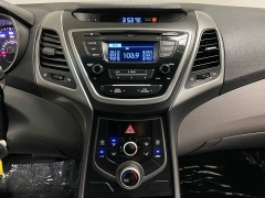 Used 2016  Hyundai Elantra 4d Sedan SE Auto at Ideal Cars Llc near Mesa&comma; AZ