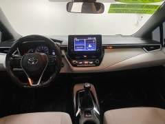Used 2020 Toyota Corolla Hatchback 5d SE 6spd at Ideal Cars Llc near Mesa, AZ