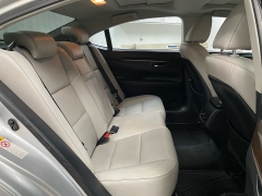 Used 2014  Lexus ES 350 4dr Sdn at Ideal Cars Llc near Mesa&comma; AZ