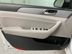 Used 2019  Hyundai Sonata 4d Sedan SEL at Ideal Cars Llc near Mesa&comma; AZ