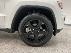 Used 2019  Jeep Grand Cherokee 4d SUV 2WD Laredo Upland at Ideal Cars Llc near Mesa, AZ