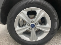 Used 2015  Ford Escape 4d SUV 4WD SE at Ideal Cars Llc near Mesa&comma; AZ