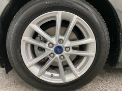 Used 2017  Ford Focus 4d Sedan SE at Ideal Cars Llc near Mesa&comma; AZ