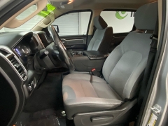 Used 2019  Ram 1500 2WD Crew Cab Big Horn&sol;Lone Star at Ideal Cars Llc near Mesa&comma; AZ