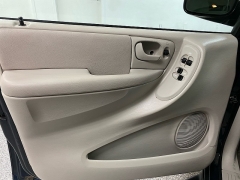 Used 2007  Chrysler Town & Country 4d Wagon Touring at Ideal Cars Llc near Mesa&comma; AZ