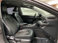 Used 2021  Toyota Camry SE Auto at Ideal Cars Llc near Mesa&comma; AZ