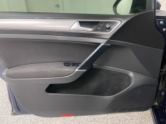 Used 2016  Volkswagen e-Golf 4d Hatchback SE at Ideal Cars Llc near Mesa&comma; AZ