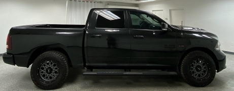 Used 2017  Ram 1500 2WD Crew Cab Night at Ideal Cars Llc near Mesa&comma; AZ