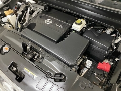 Used 2015  Nissan Pathfinder 4d SUV 4WD Platinum at Ideal Cars Llc near Mesa&comma; AZ