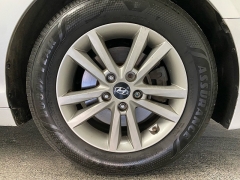 Used 2015  Hyundai Sonata 4d Sedan SE at Ideal Cars Llc near Mesa&comma; AZ