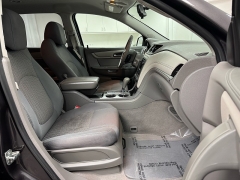 Used 2017  Chevrolet Traverse 4d SUV AWD LS at Ideal Cars Llc near Mesa&comma; AZ