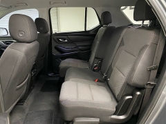 Used 2021  Chevrolet Traverse FWD 4dr LS w&sol;1LS at Ideal Cars Llc near Mesa&comma; AZ