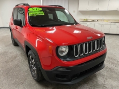 Used 2017  Jeep Renegade 4d SUV FWD Sport at Ideal Cars Llc near Mesa&comma; AZ
