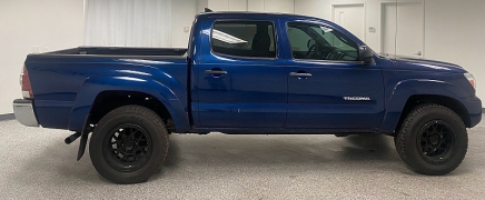 Used 2015 Toyota Tacoma 4WD Double Cab Short Bed Auto at Ideal Cars Llc near Mesa, AZ