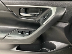 Used 2017  Nissan Altima 4d Sedan 2&period;5L SL &lpar;2017&period;5&rpar; at Ideal Cars Llc near Mesa&comma; AZ