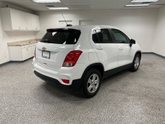 Used 2022 Chevrolet Trax FWD 4dr LS at Ideal Cars Llc near Mesa, AZ