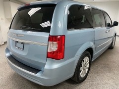 Used 2016  Chrysler Town & Country 4d Wagon Touring at Ideal Cars Llc near Mesa&comma; AZ