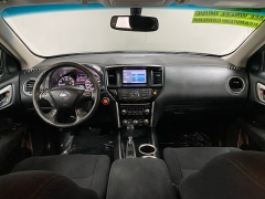 Used 2015  Nissan Pathfinder 4d SUV 4WD SV at Ideal Cars Llc near Mesa&comma; AZ